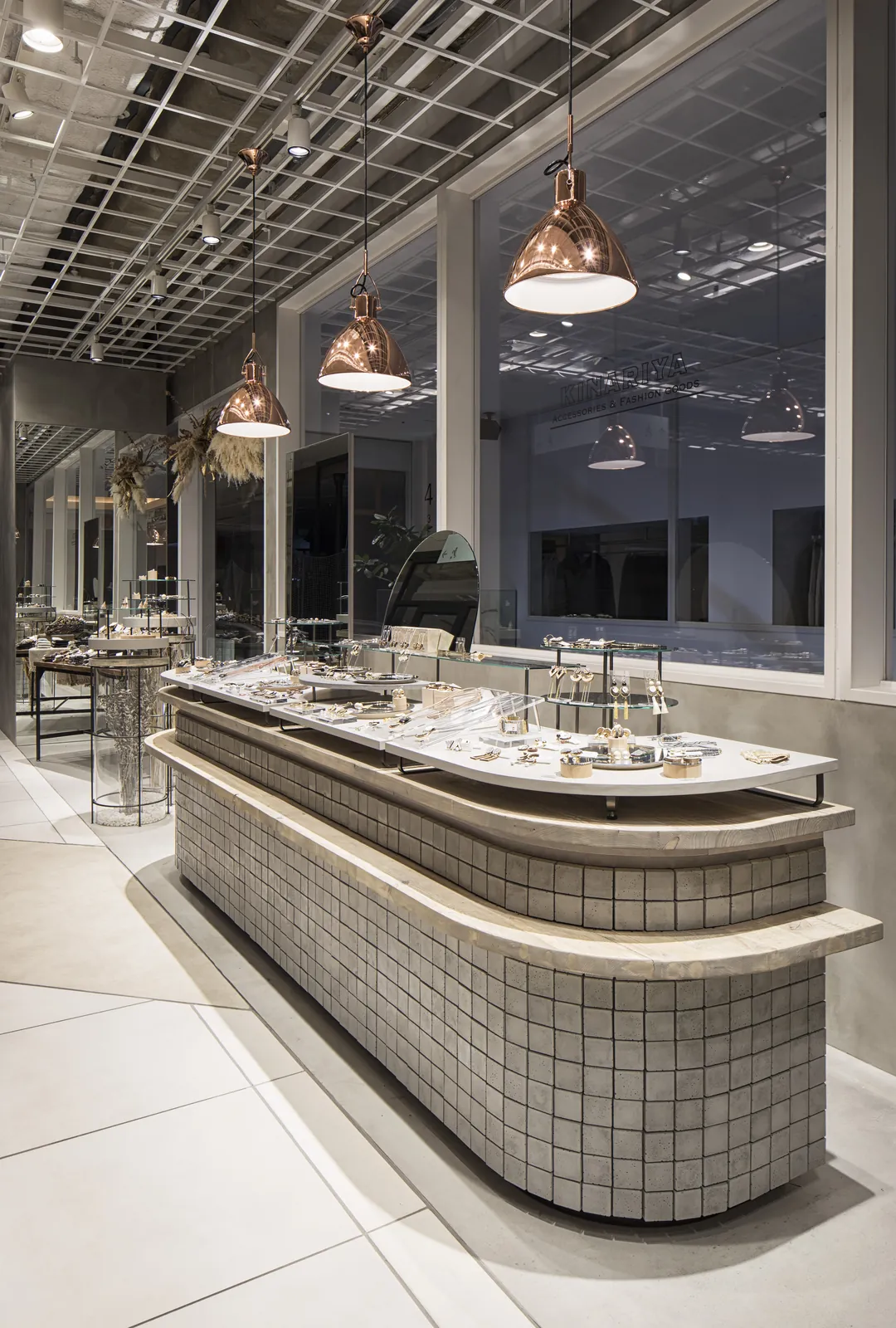 KINARIYA ニュウマン新宿店　服飾雑貨店 写真3